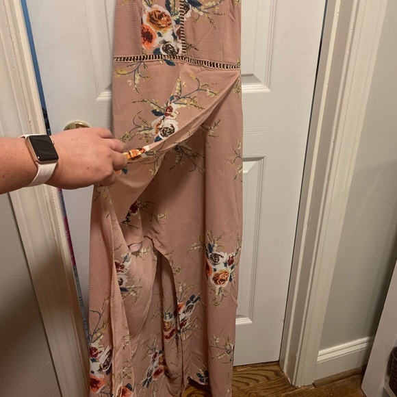 Dress - Picture 3 of 3